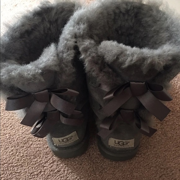 UGG Shoes - Woman’s gray ugg boots